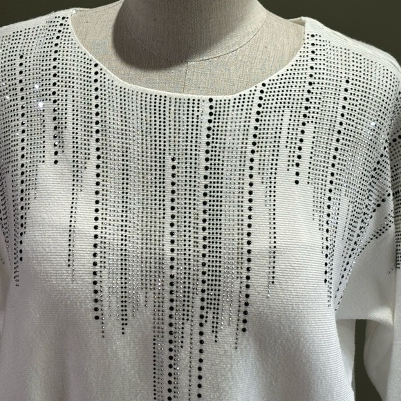 Beautiful Sparkly White Sweater - Picture 3 of 5